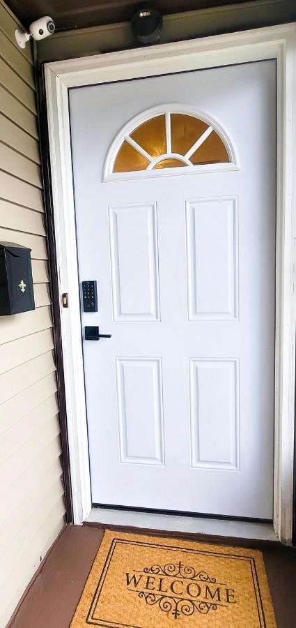 Great 2 Bedroom Condo,Free Parking,Easy Commute. Irvington Extérieur photo